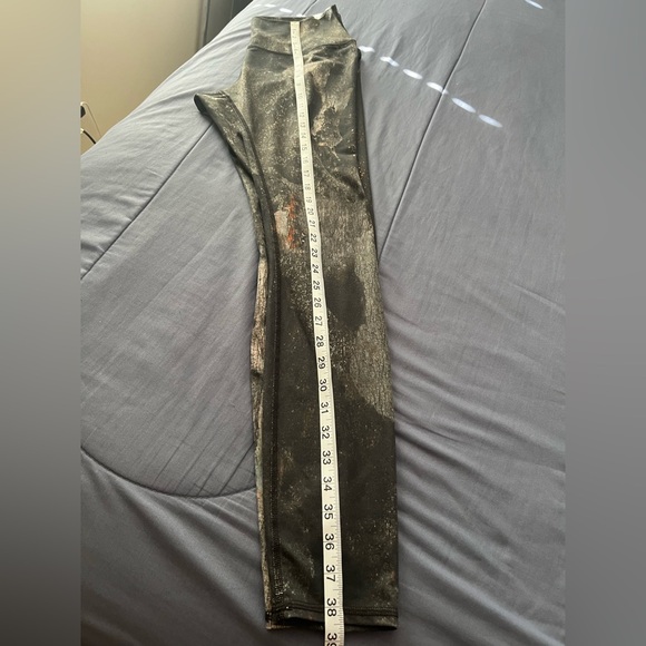 🧘🏽‍♀️EUC ALO Yoga High Waist Airbrush Legging in Canyon - Sz Medium
